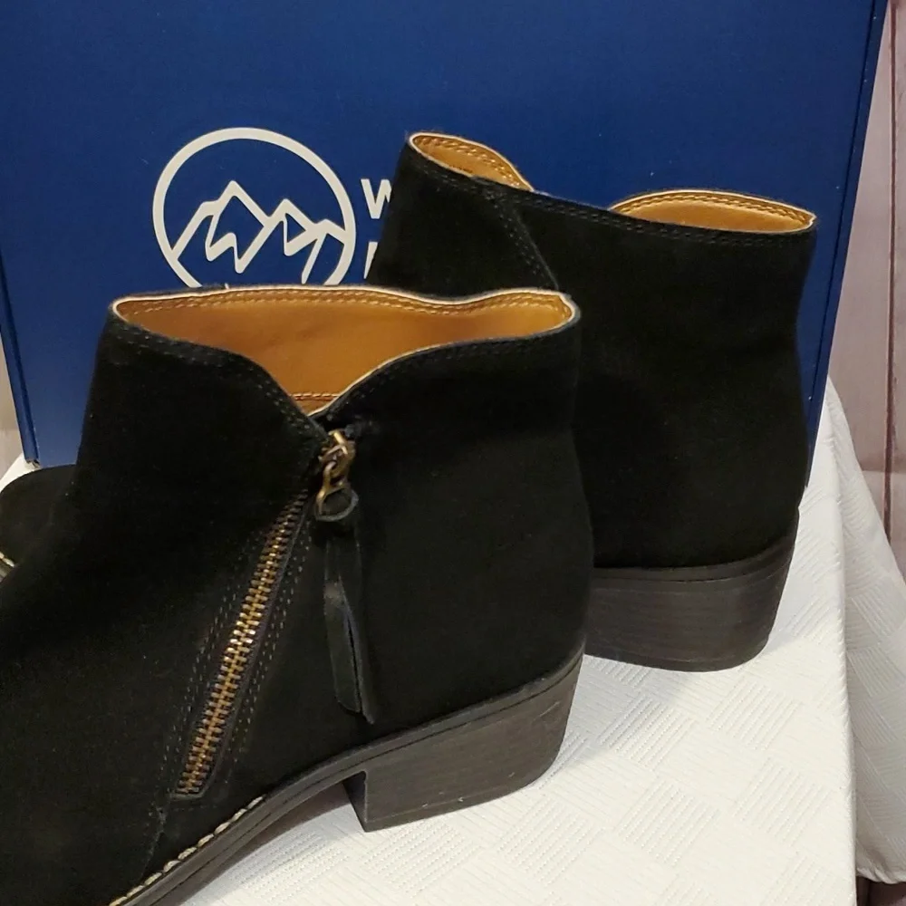 White Mountain Women's Side Zip Suede Leather Ankle Boot - Picture 4 of 8